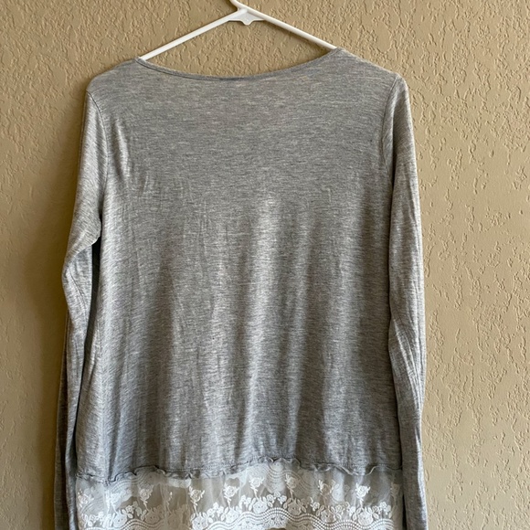 Allison Joy from Evereve - Long Sleeve Top - Picture 2 of 2